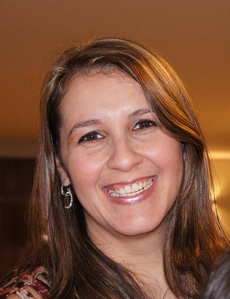 Prof.ª Elisângela Gusi